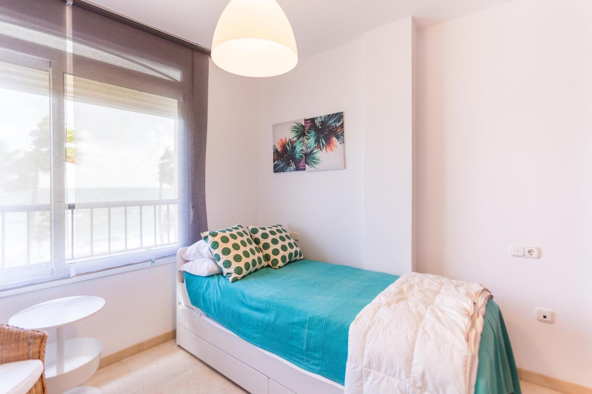 Bonito Apartamento En Primera Linea De Playa Estepona Exteriér fotografie
