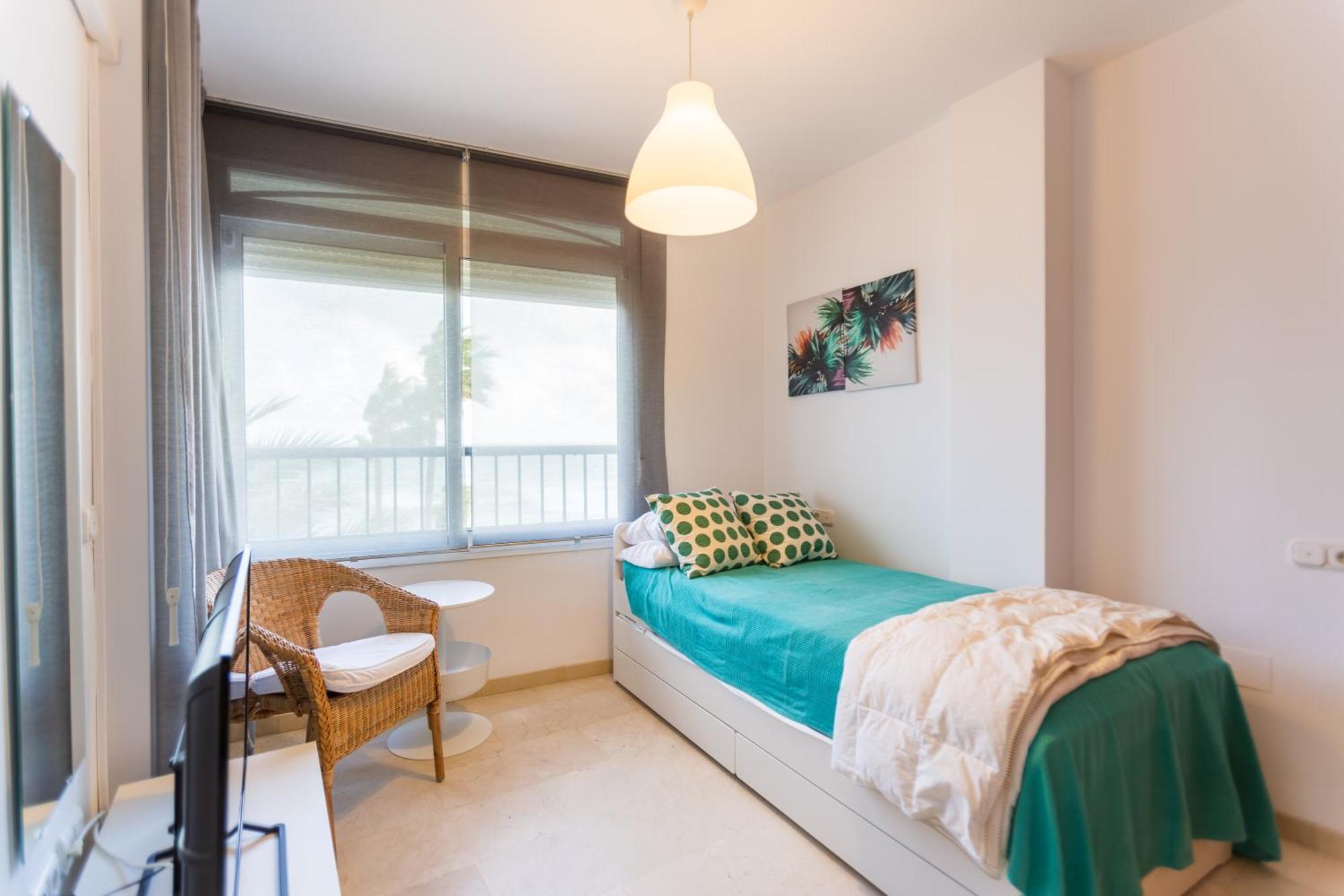 Bonito Apartamento En Primera Linea De Playa Estepona Exteriér fotografie